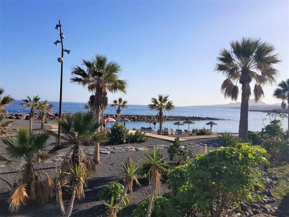 Bright Spacious Apartment, 2 Min Walk From Beach Candelaria Exterior photo